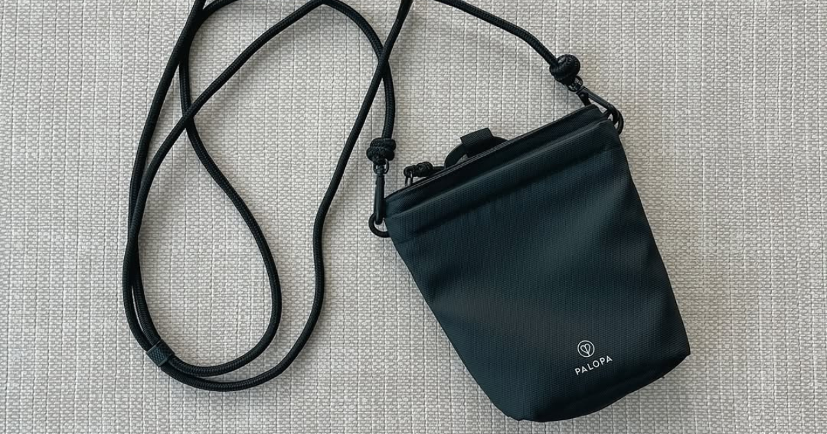 「何度も買い替えるより、一生モノを。賢い飼い主がお散歩バッグに「Karl」を選ぶ理由」