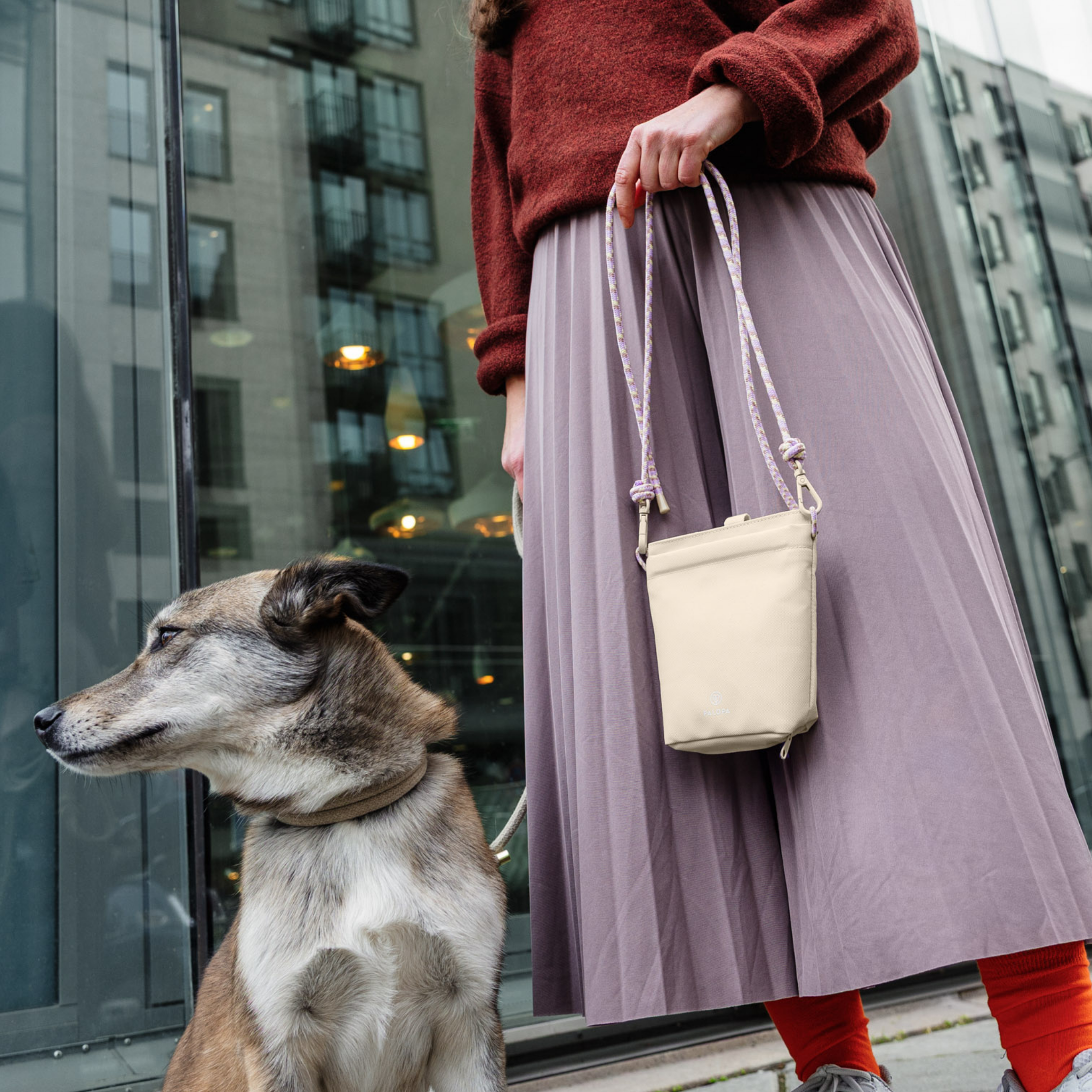 【NEW】Karl (犬のお散歩ショルダーバッグ) / Dog Snack Bag Karl - creme