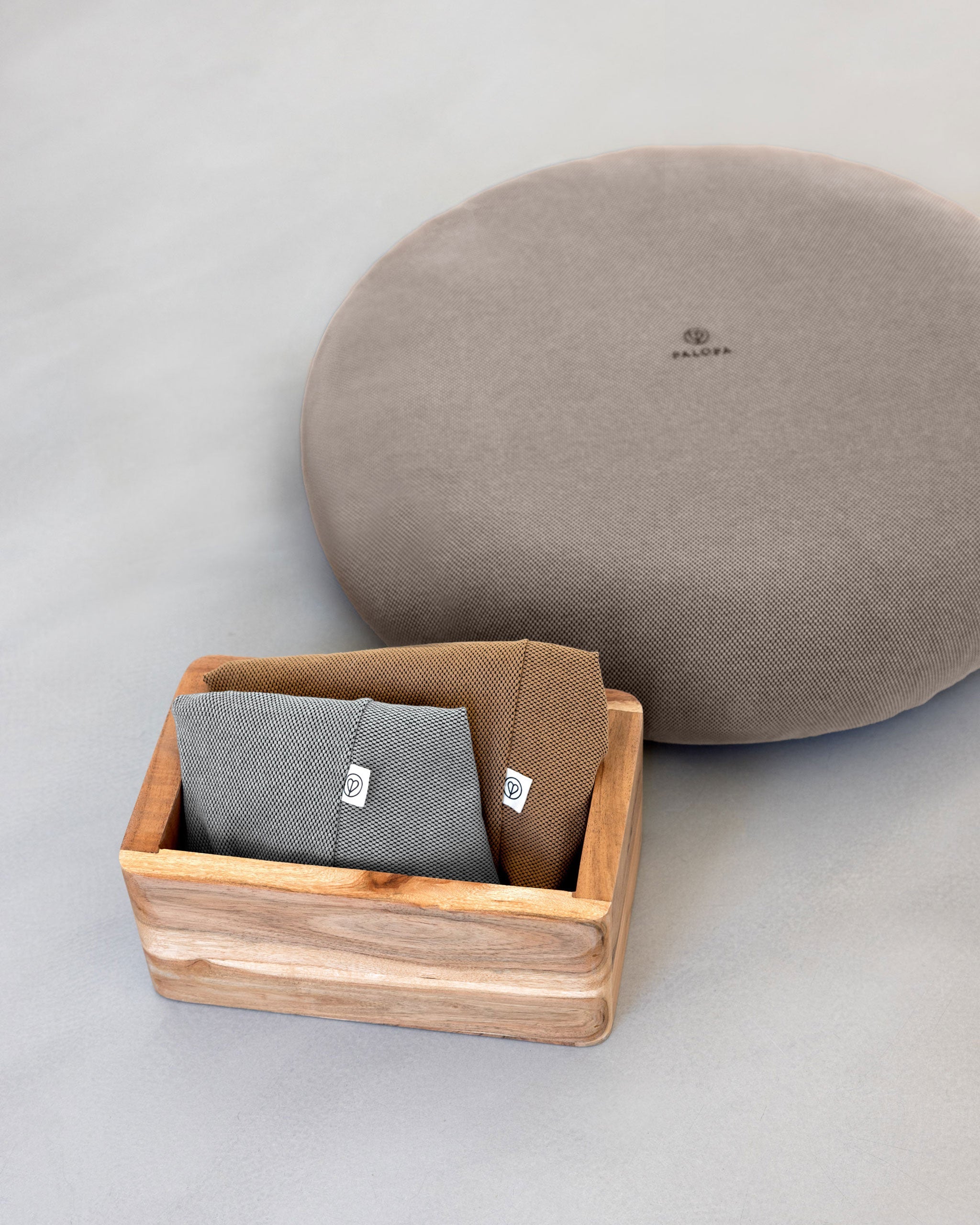 【11月発売開始予定】丸型ベッド用シーツ / Fitted Sheet Dog Bed Donut