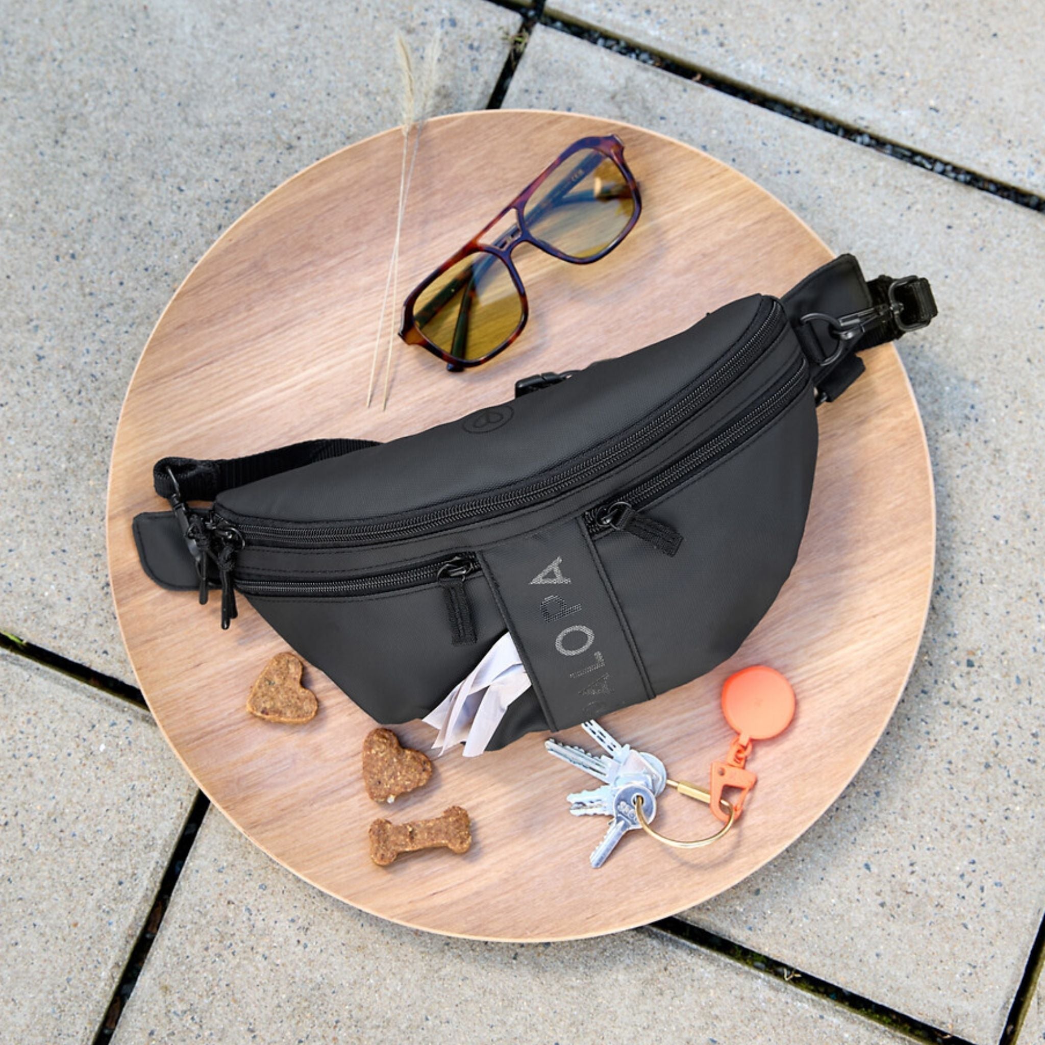 Emma（犬のお散歩ショルダーバッグ） / Dog Bum Bag Emma | PALOPA Japan（パロパ）